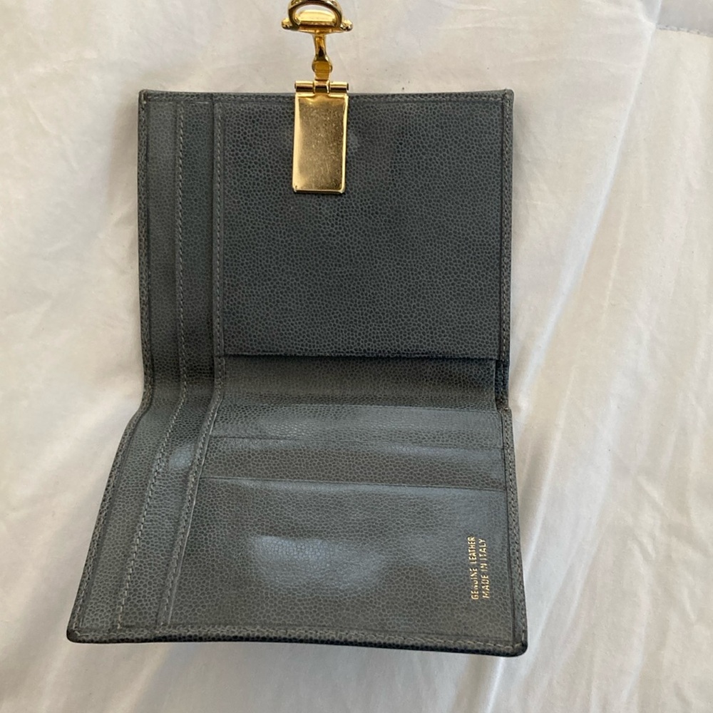 🆕 Luxurious Made in ITALY Ladies GREY LEATHER Wallet with Gold Accent! - Picture 6 of 6